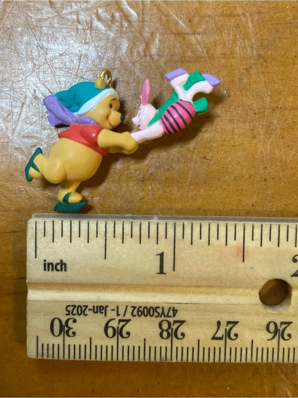 Hallmark Skating With Pooh Miniature Keepsake Ornament Disney Christmas Y2K 1999